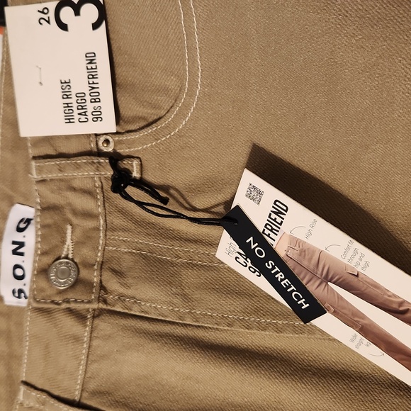 Womans S.O N.G High Rise Tan Cargo Pants 90s Boyfriend. - Picture 3 of 3